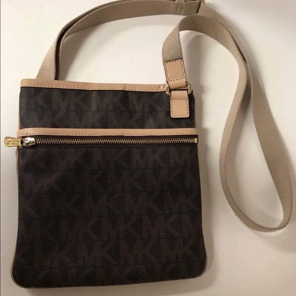 Mk CROSSBODY